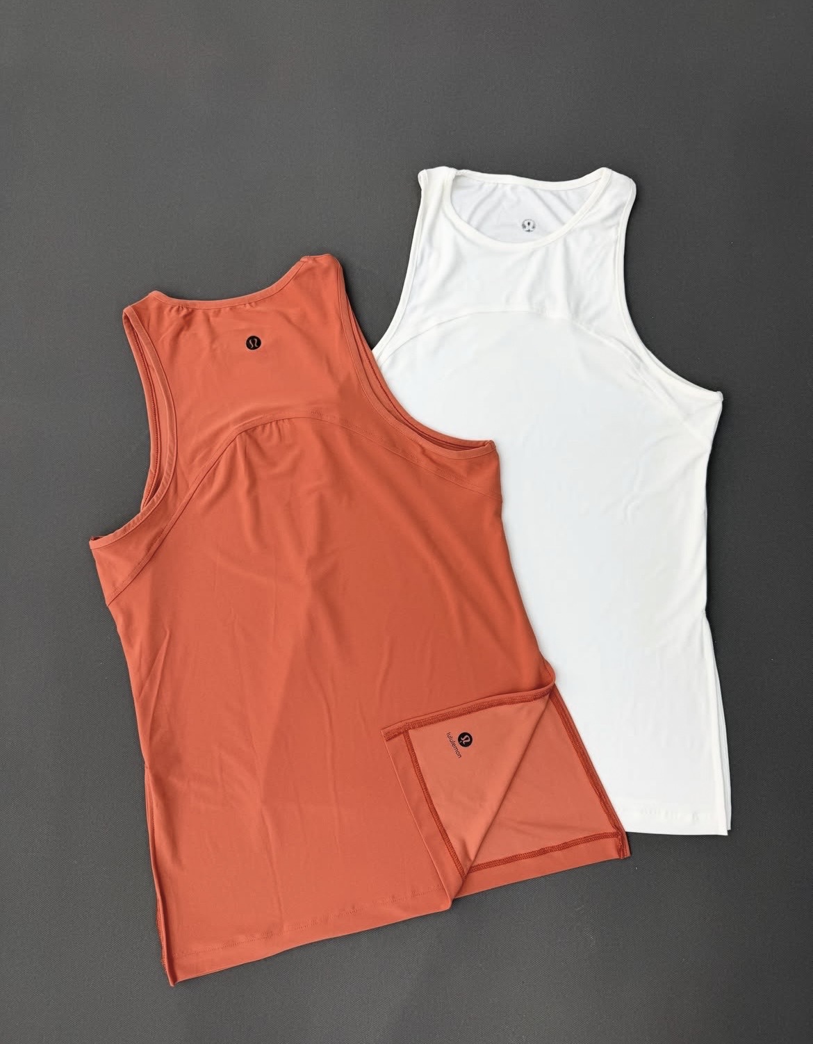 تاپ لولولمون Lululemon