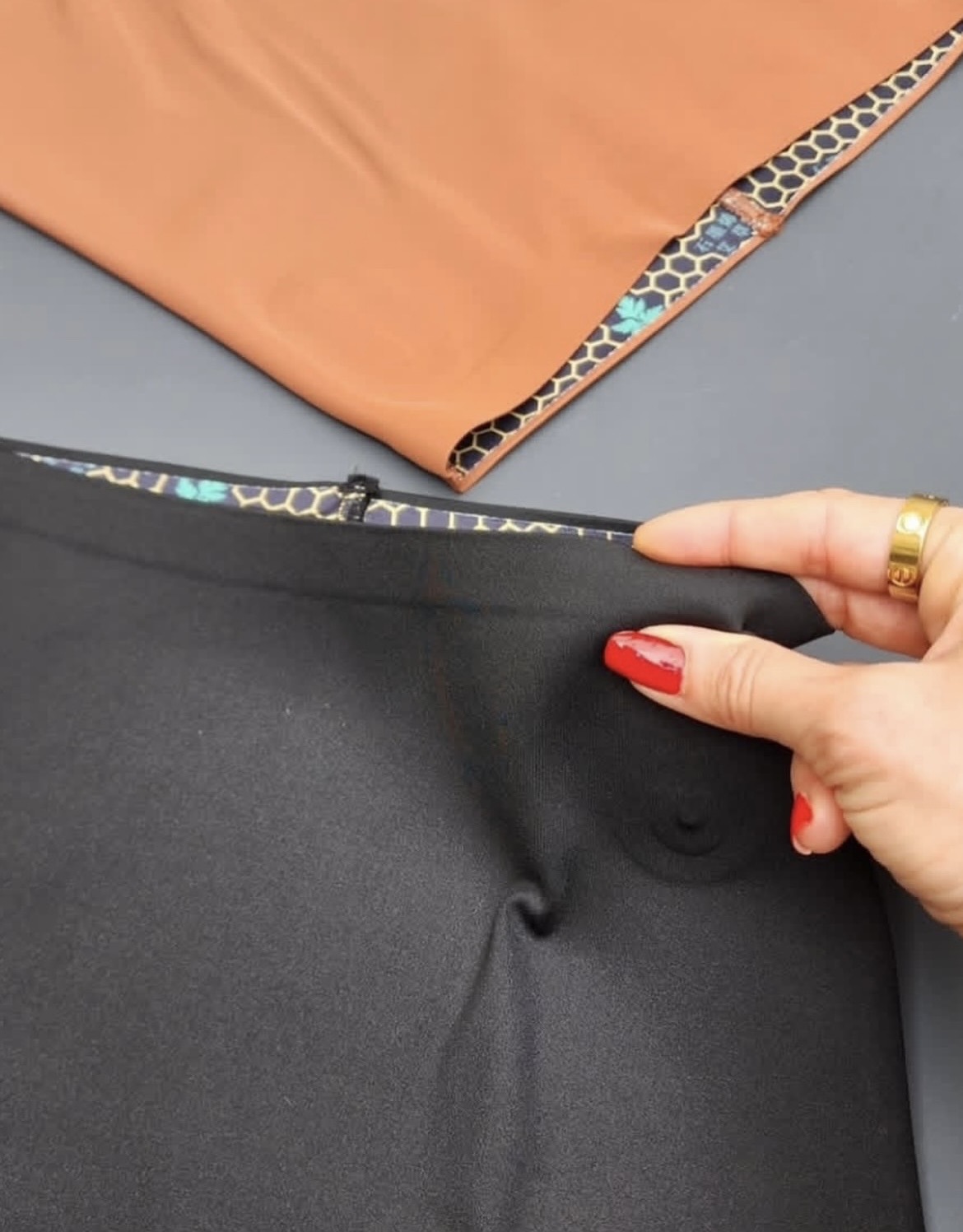 لگ مگنت دار باربی Barbie Legging